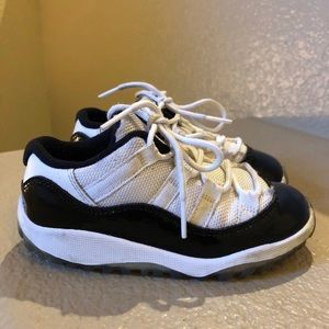 Air Jordan 11 Retro Low Toddler Shoes